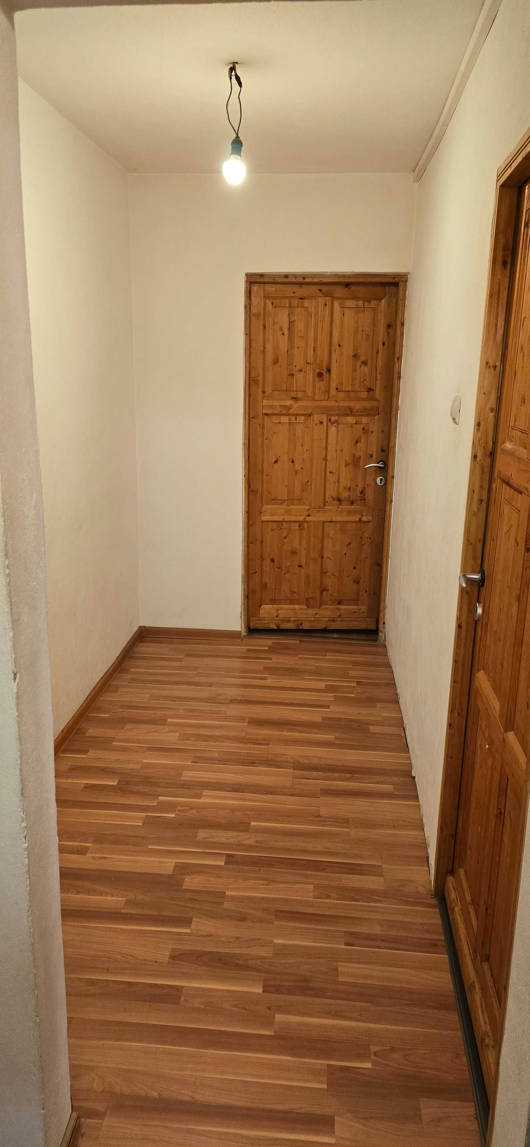 Vând apartament 2 camere comf 1