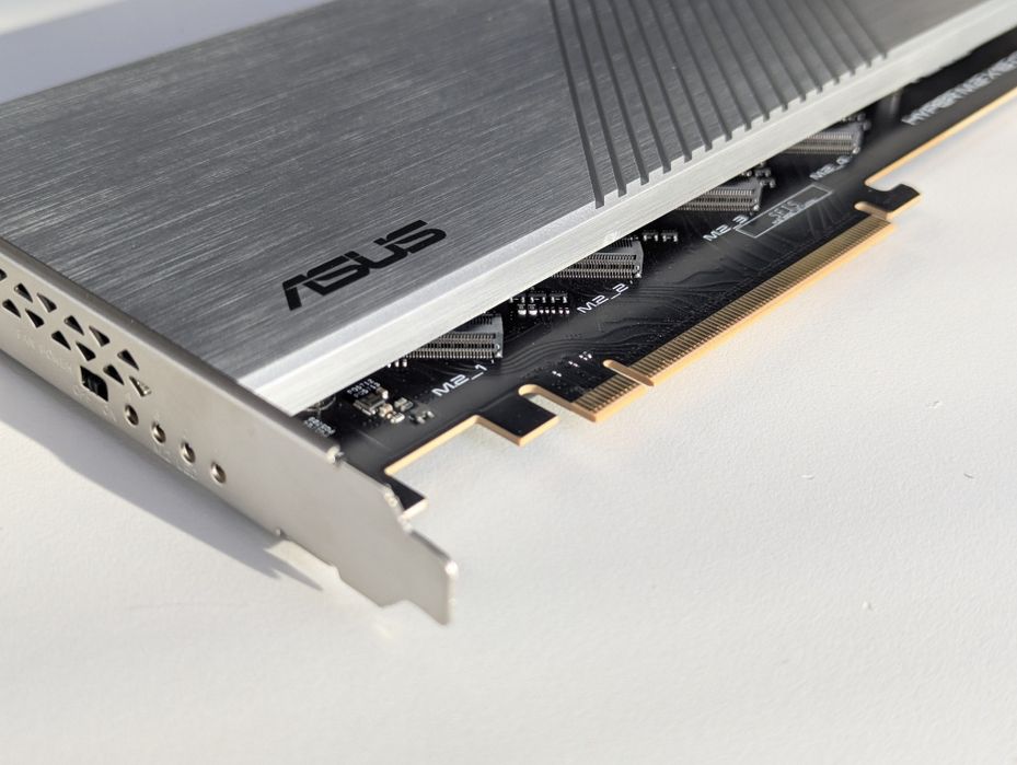 Card Expansiune ASUS HYPER M.2 X16 GEN 4 (Nou, Nefolosit)