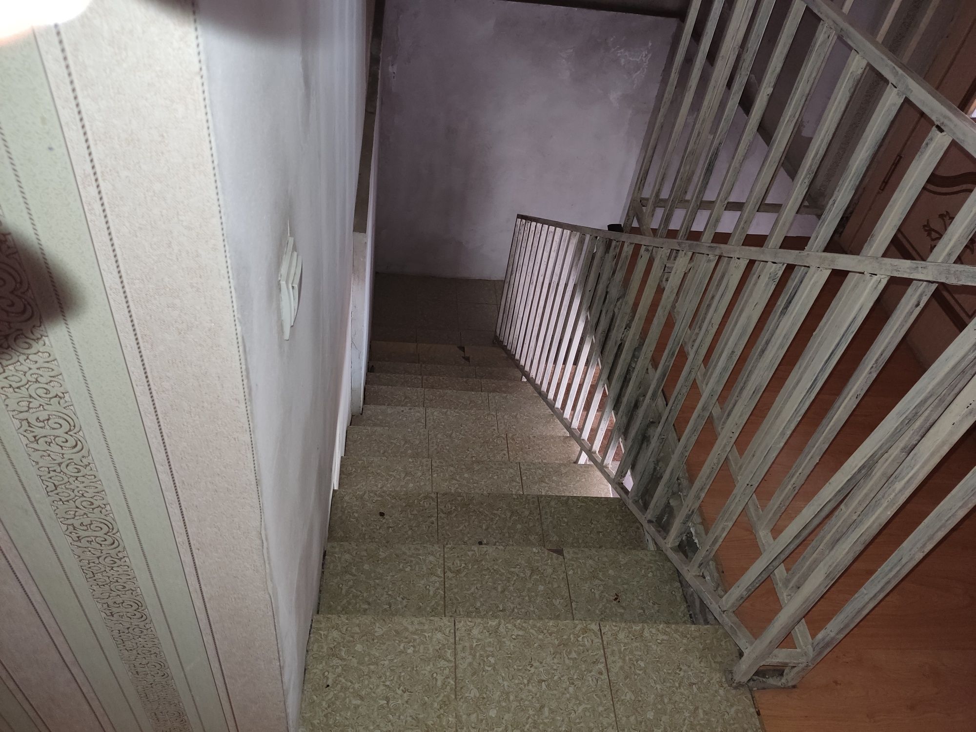 Продам 3х ком-ю в 2 уровня квартиру или меняю на нов авто ваша доплата