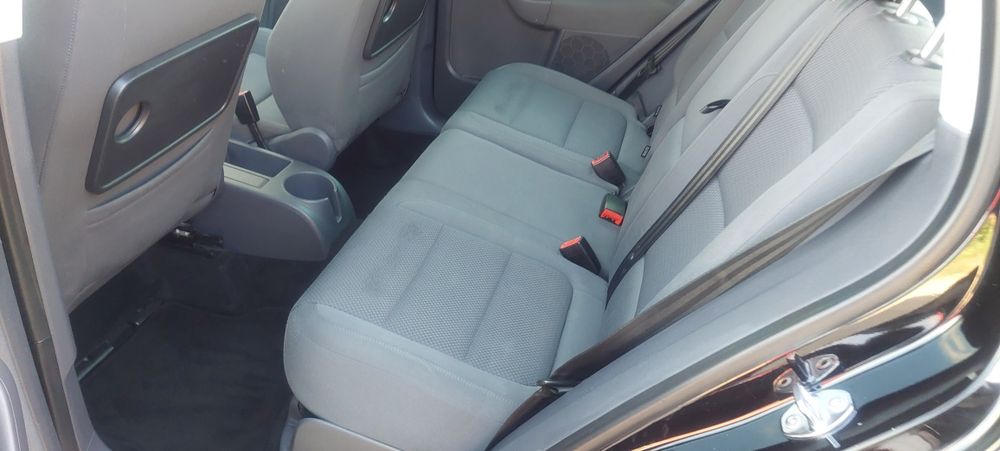 Vând Vw Golf 5 Plus 2008 Recent Adus 1.9 tdi 105cp