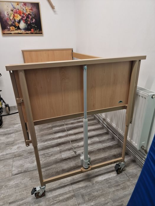 Vând pat Electric pt.persoane vârstnice sau cu dizabilități