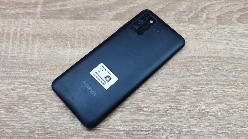 Samsung A03s A037G Black Geam fisurat , perfect functional