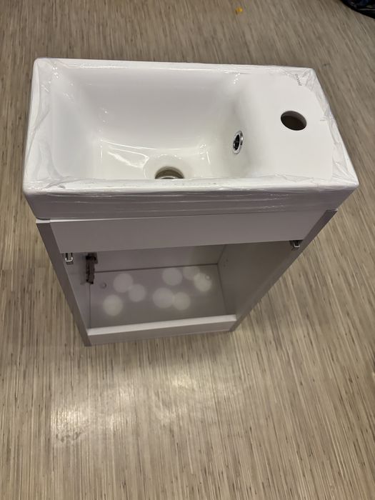 Set baie Cersanit,lavoar plus dulapior suspendat 40x22 cm