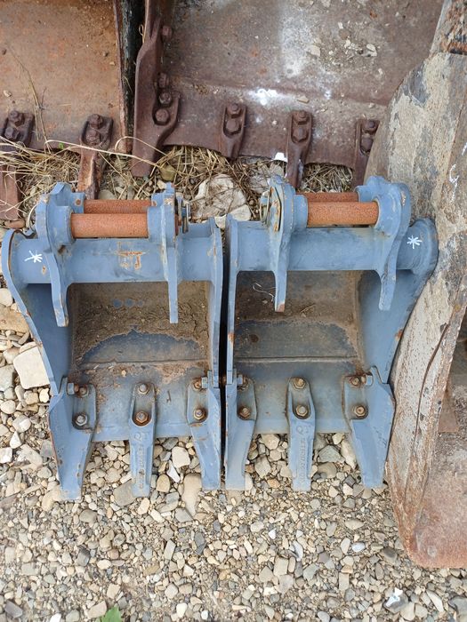 Cupe excavator kubota jcb komatsu  doosan cat Hitachi