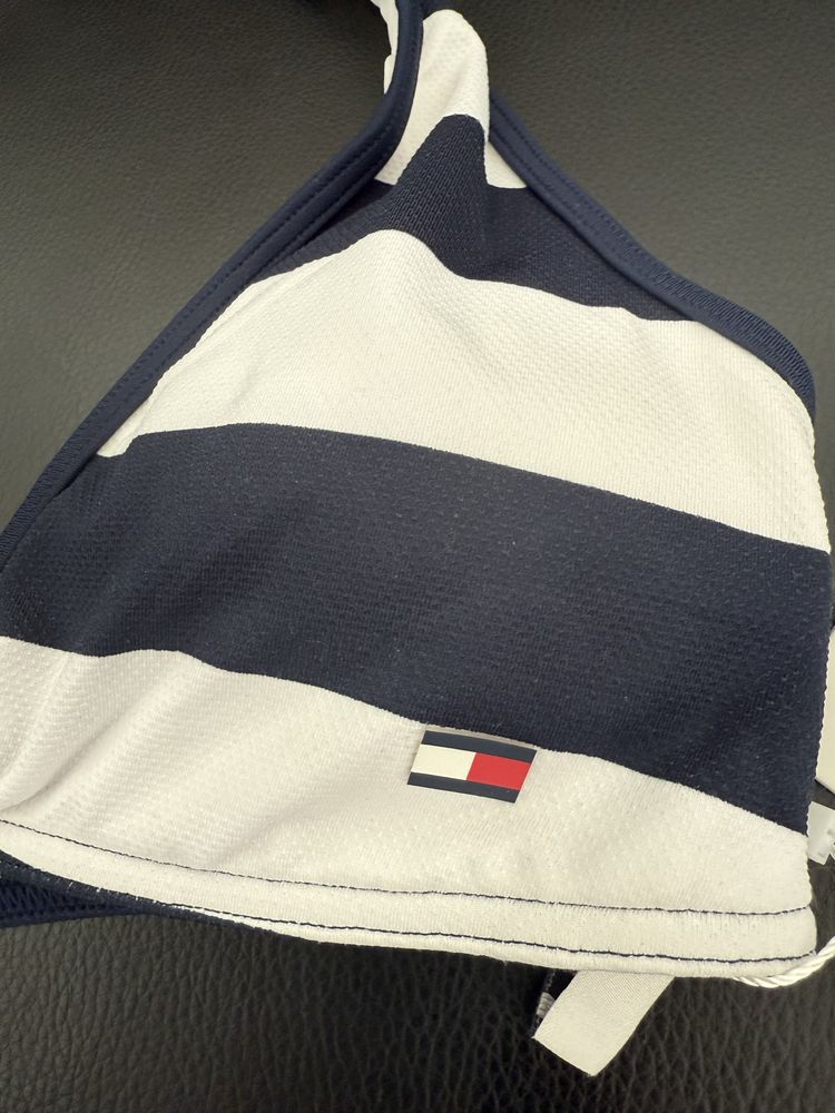 Горнище на бански Tommy Hilfiger /XS, S/