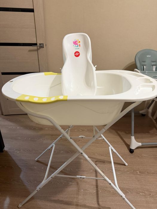 Ванночка на подставке