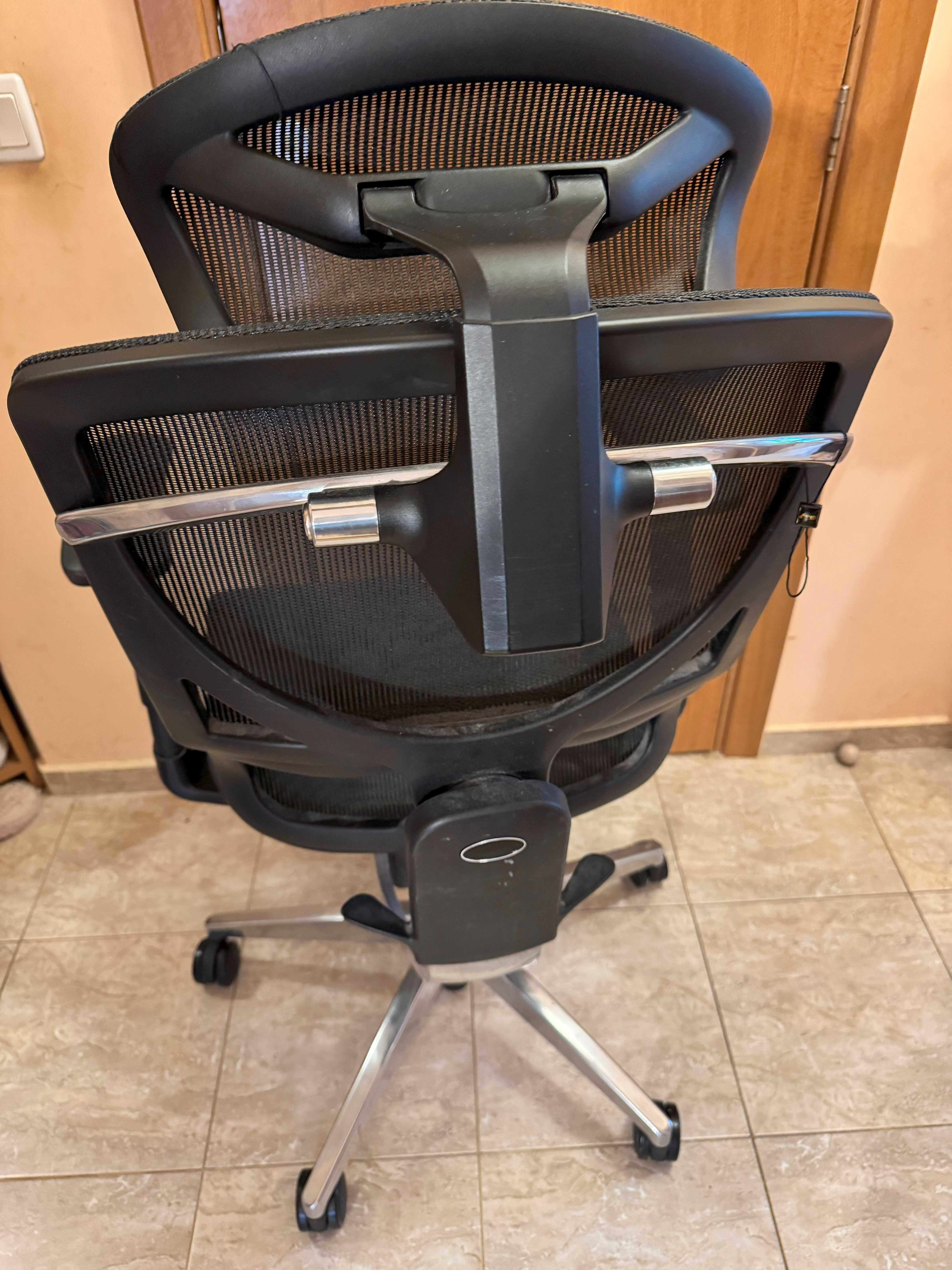 Ергономичен офис стол GT Chair Dvary