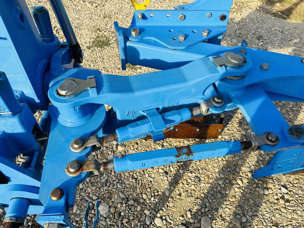 Plug 3 brazde Lemken Europal 5 N 100 NOU an 2019 Kuhn