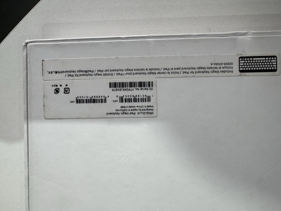 Оригинал чехол клавиатура Ipad 12,9