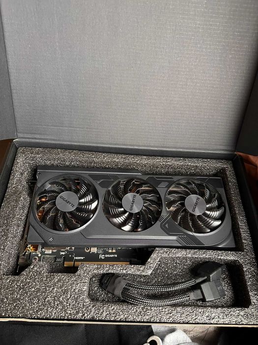 placa video RTX 4070 SUPER 12gb memorie ddr6x factura si garantie