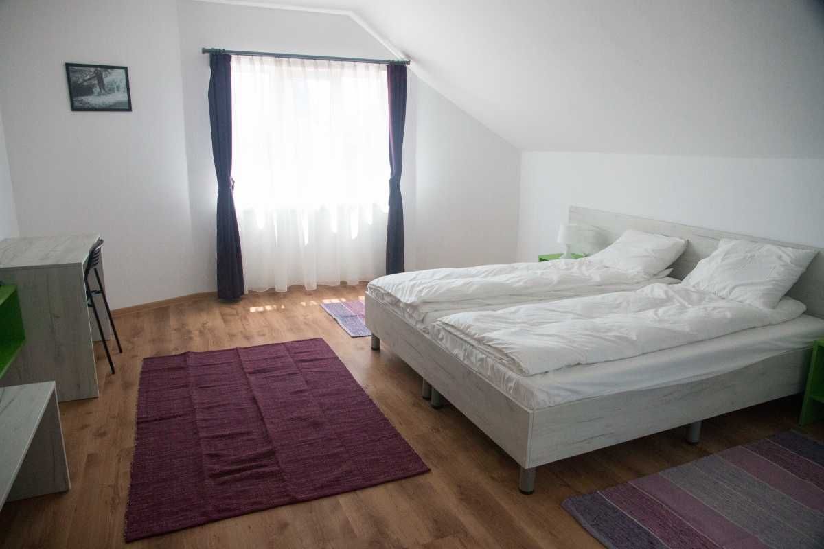 Inchiriere camere la casa