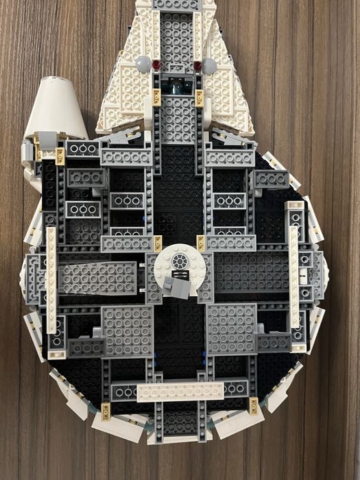 Lego star wars millenium falcon alb