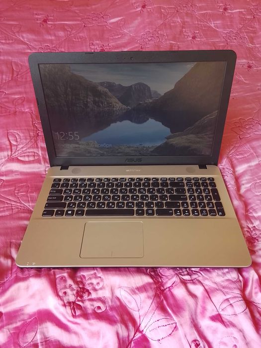 Продам ноутбук Asus X541SA Atom x5 E8000, 4 Гб, 1.04 ghz