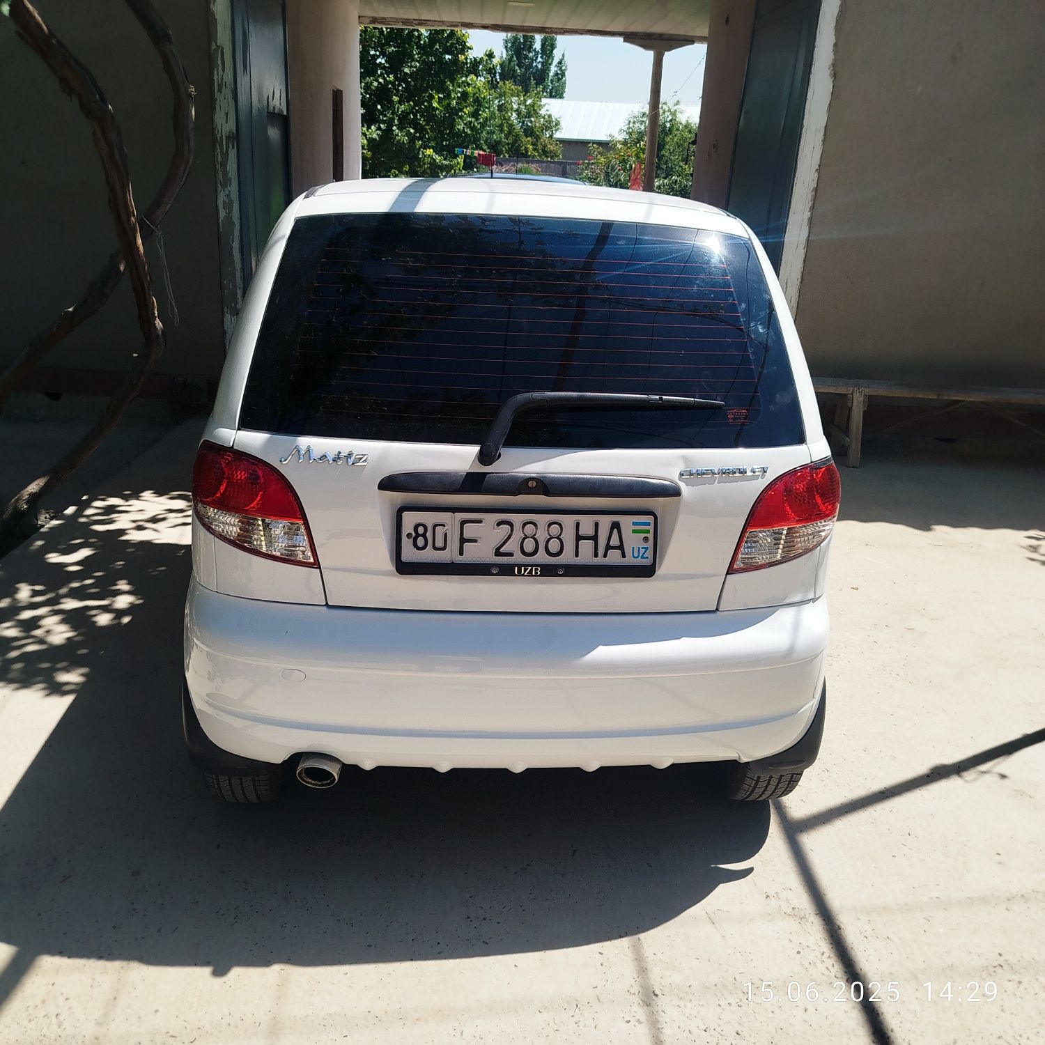 Matiz salondan bir qul minilgan