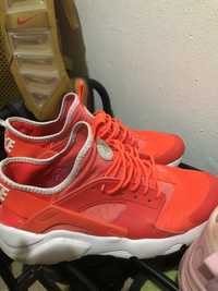 Nike Huarache editie  limitata