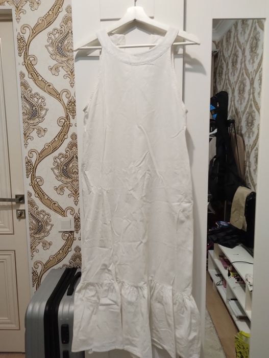 Женские вещи, платья