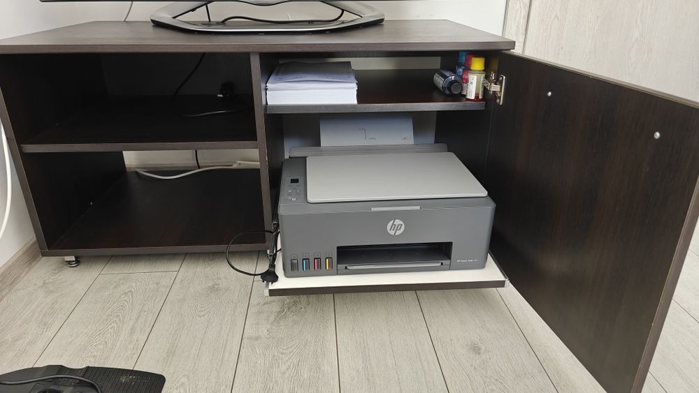 Set mobila living/dormitor,PAL 18mm, arata impecabil