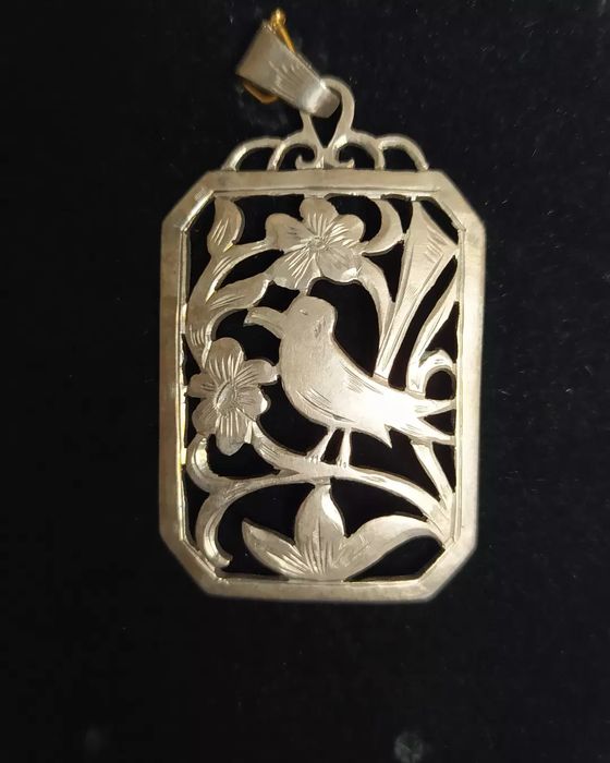 Винтажный старинный серебряный  кулон