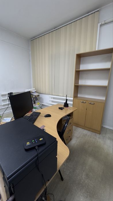 Продам шкаф и компьютерный стол