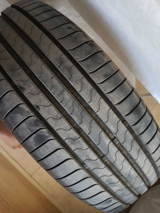 Гуми BRIGESTONE 215/60/17