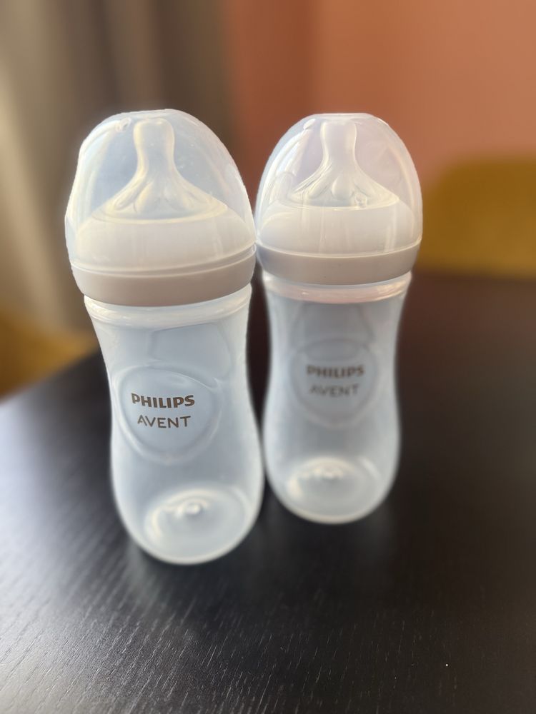 2 броя шише против колики, Philips Advent, 330 ml, 3 месеца+