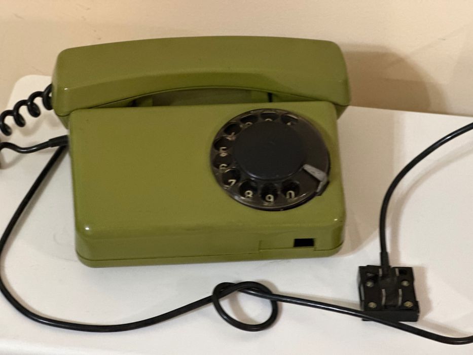 Продам Польский телефон 1976 года.