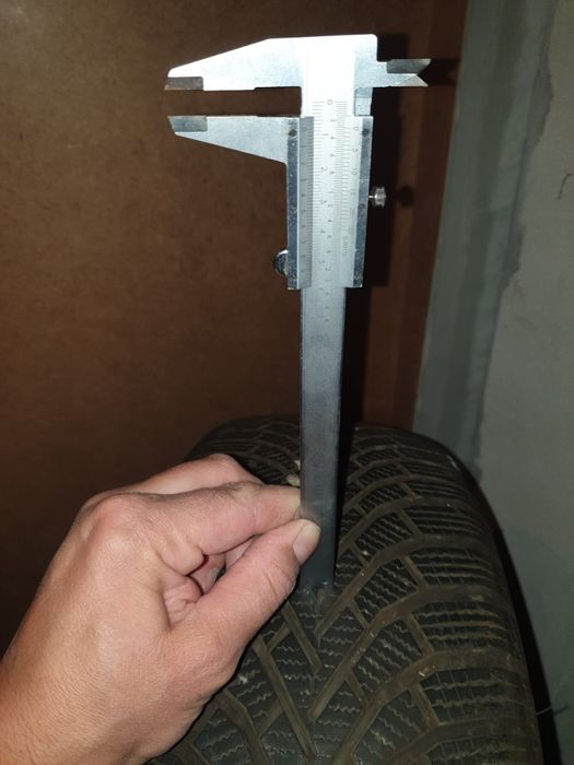 4бр Зимни гуми 215 60 16 Sailun 6-7mm