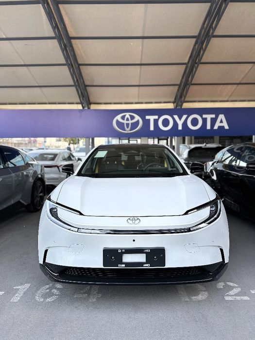 Toyota bz5 arzon narxda