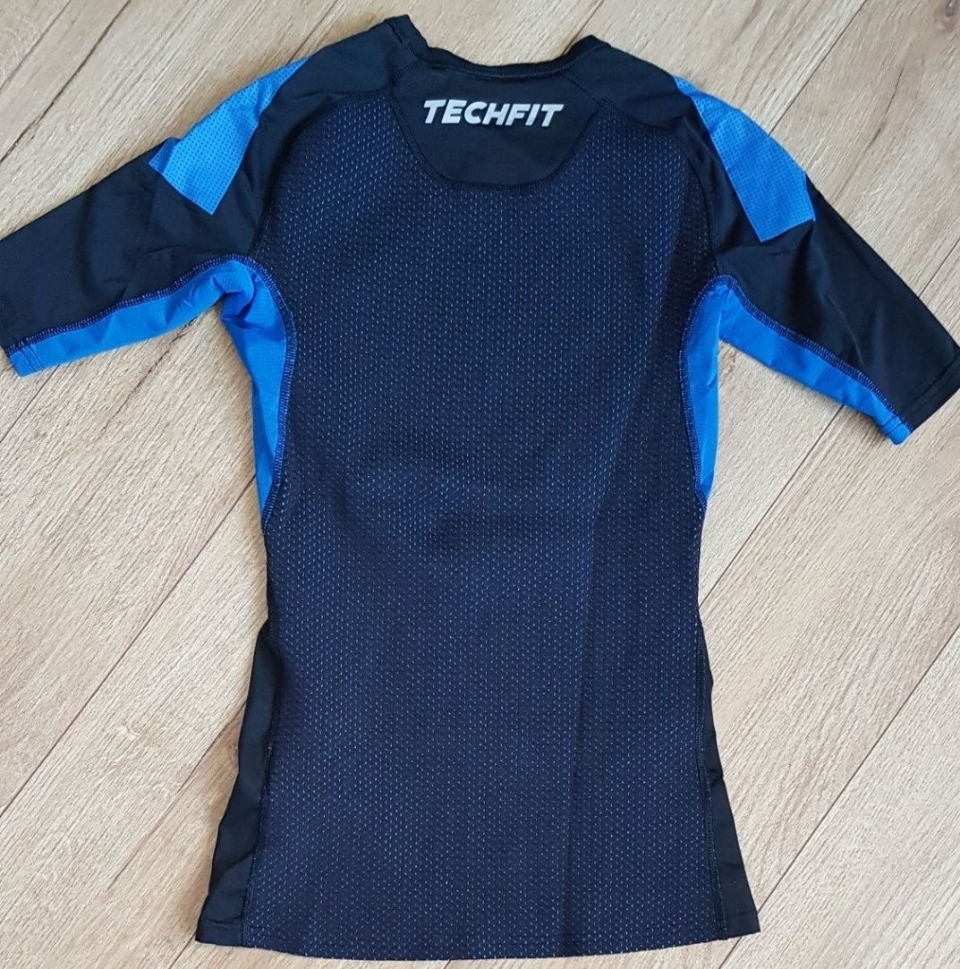 Tricou tehnic/compresie original Adidas TechFit