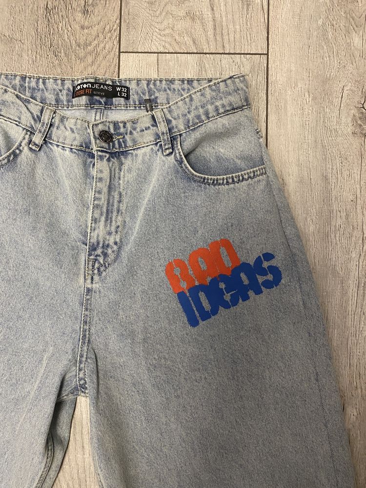 Новые широкие джинсы