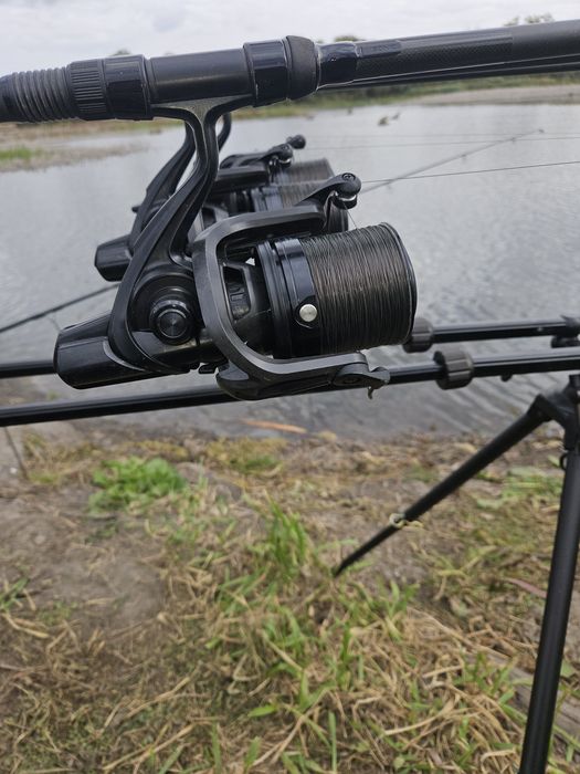 Vand 3 molinete Daiwa crosscrast