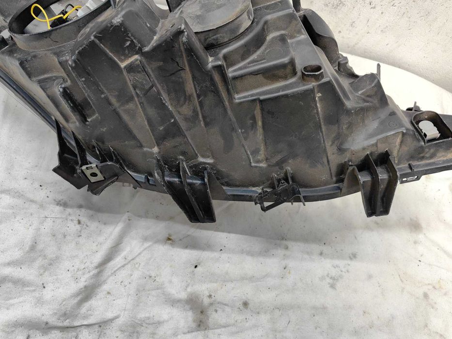 Оригинален фар Пежо 207  Peugeot 207