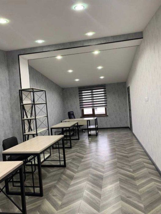 Сдаю в Аренду 100 м² Офис Ракат Махалля Яккасарай