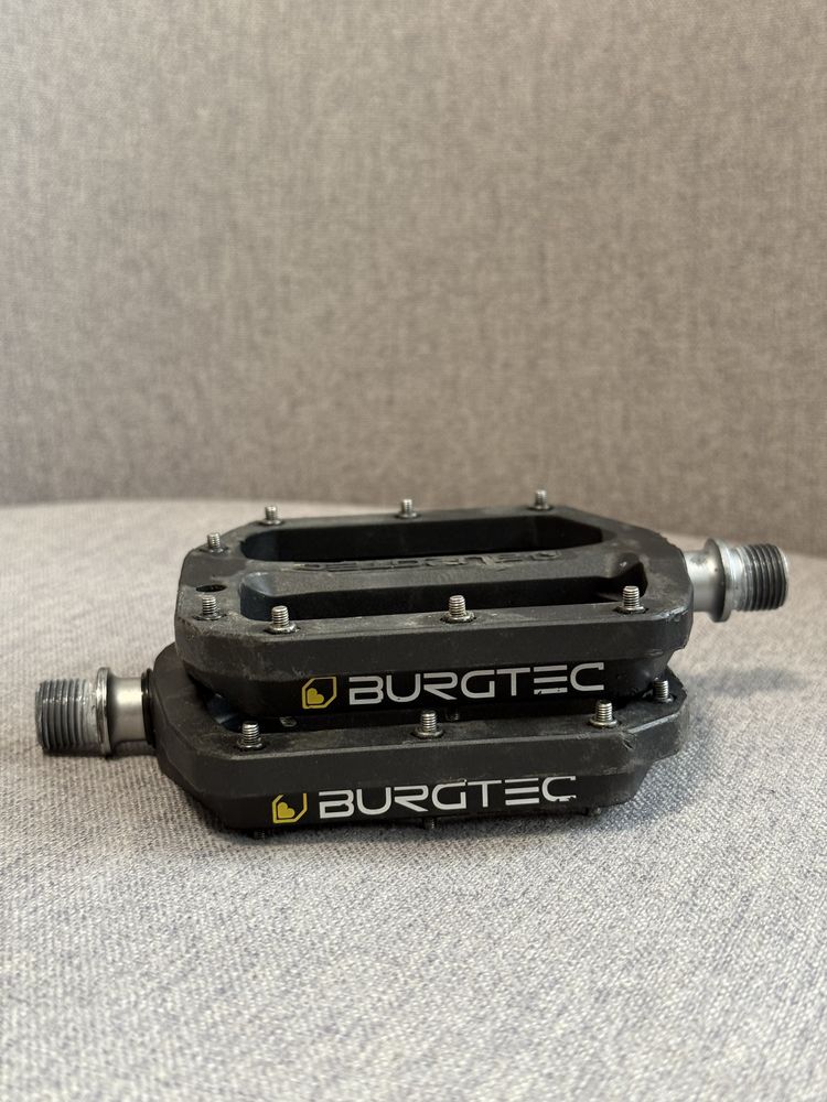 Педали Burgtec MK4 composite
