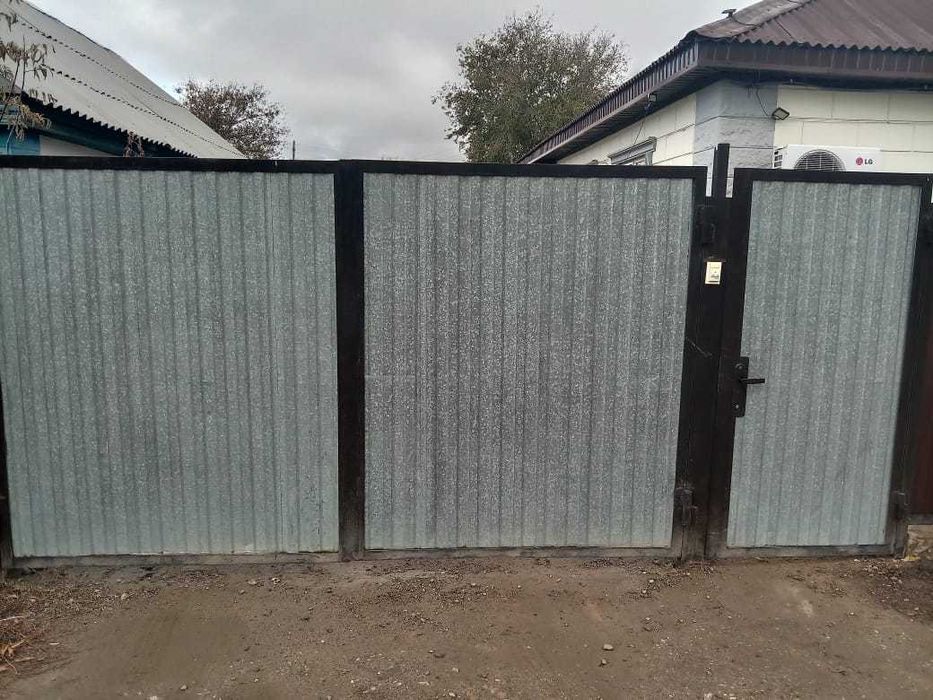 продам ворота с калиткой