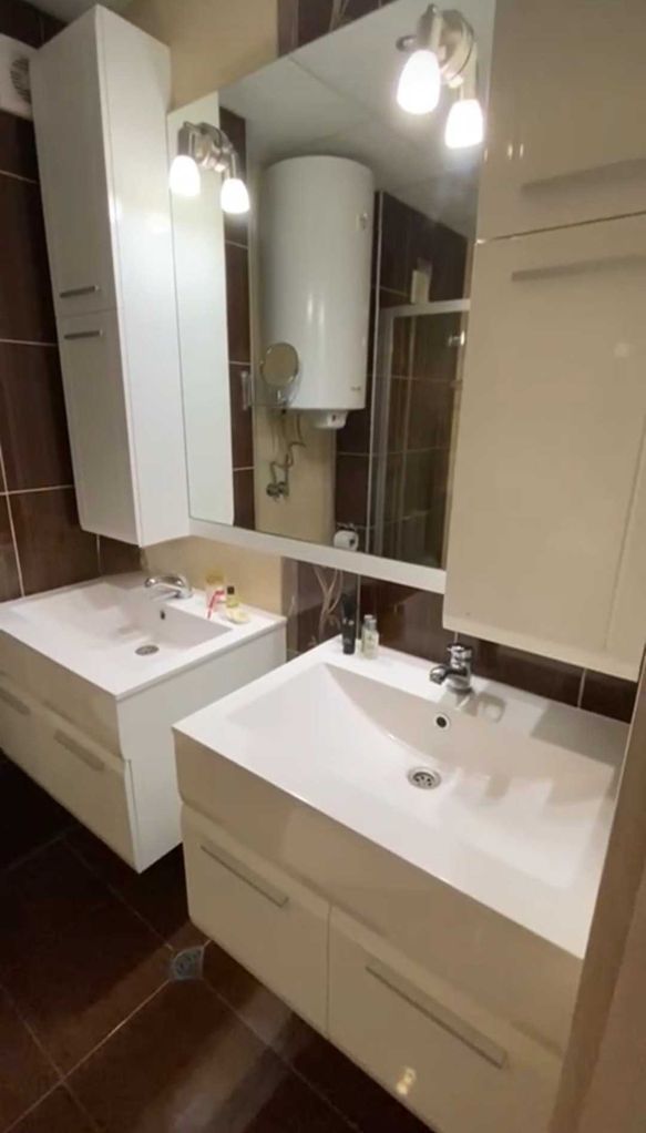 Продава се Тристаен апартамент в Поморие - 111 кв.м за 864 €/кв.м - Снимка #2