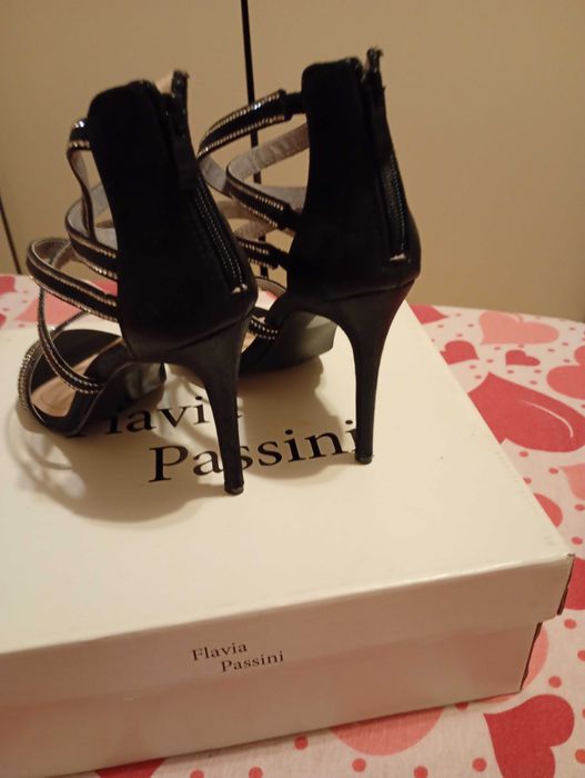 Sandale superbe nr.39 cm.25