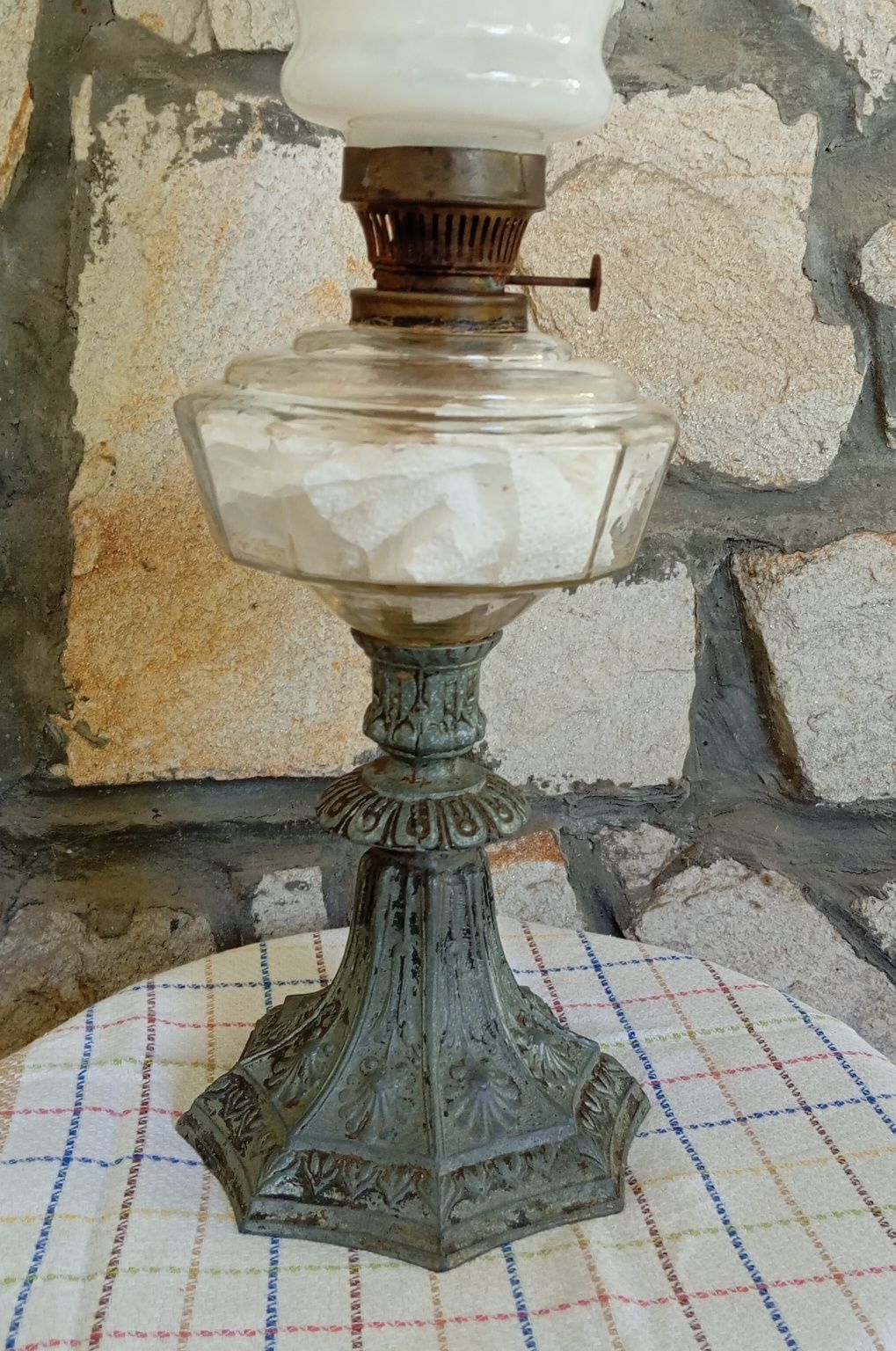 Стара газена лампа.