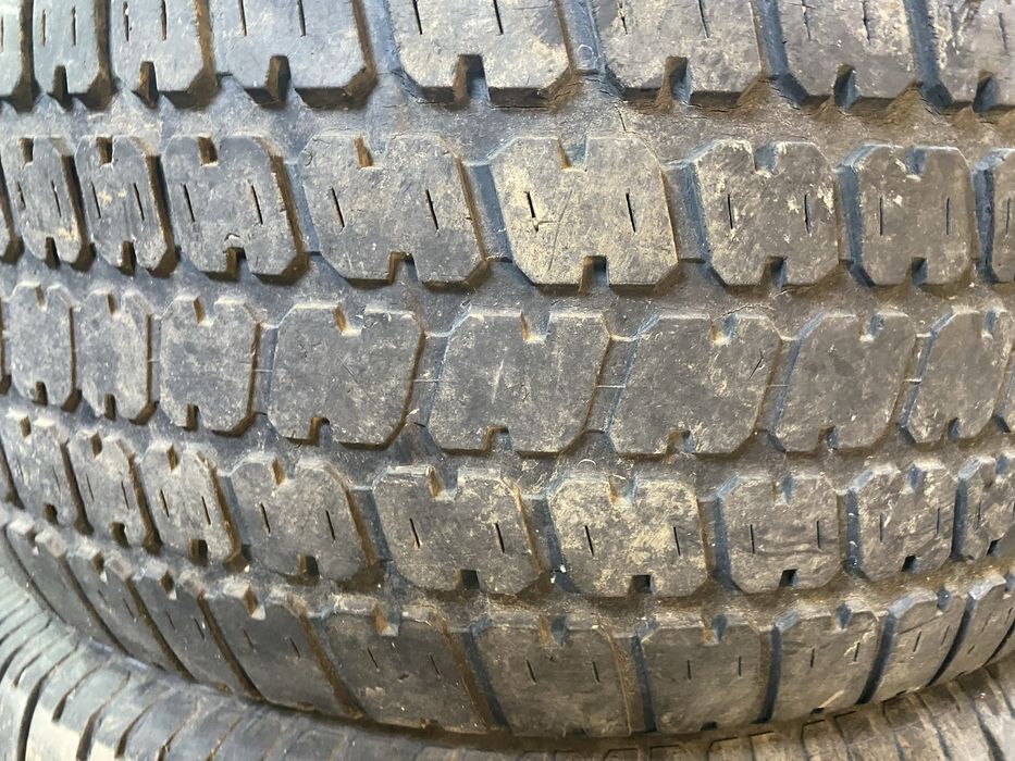 Резина на 15 275/60