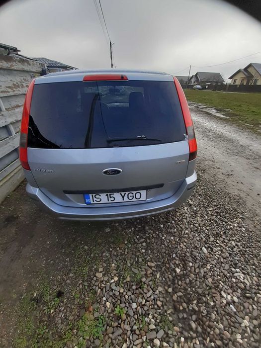 Vand masina Ford fusion