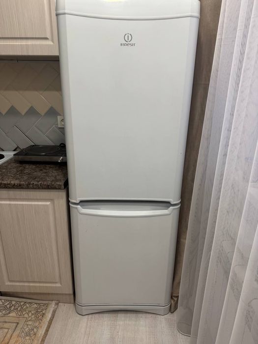Холодильник бу,,