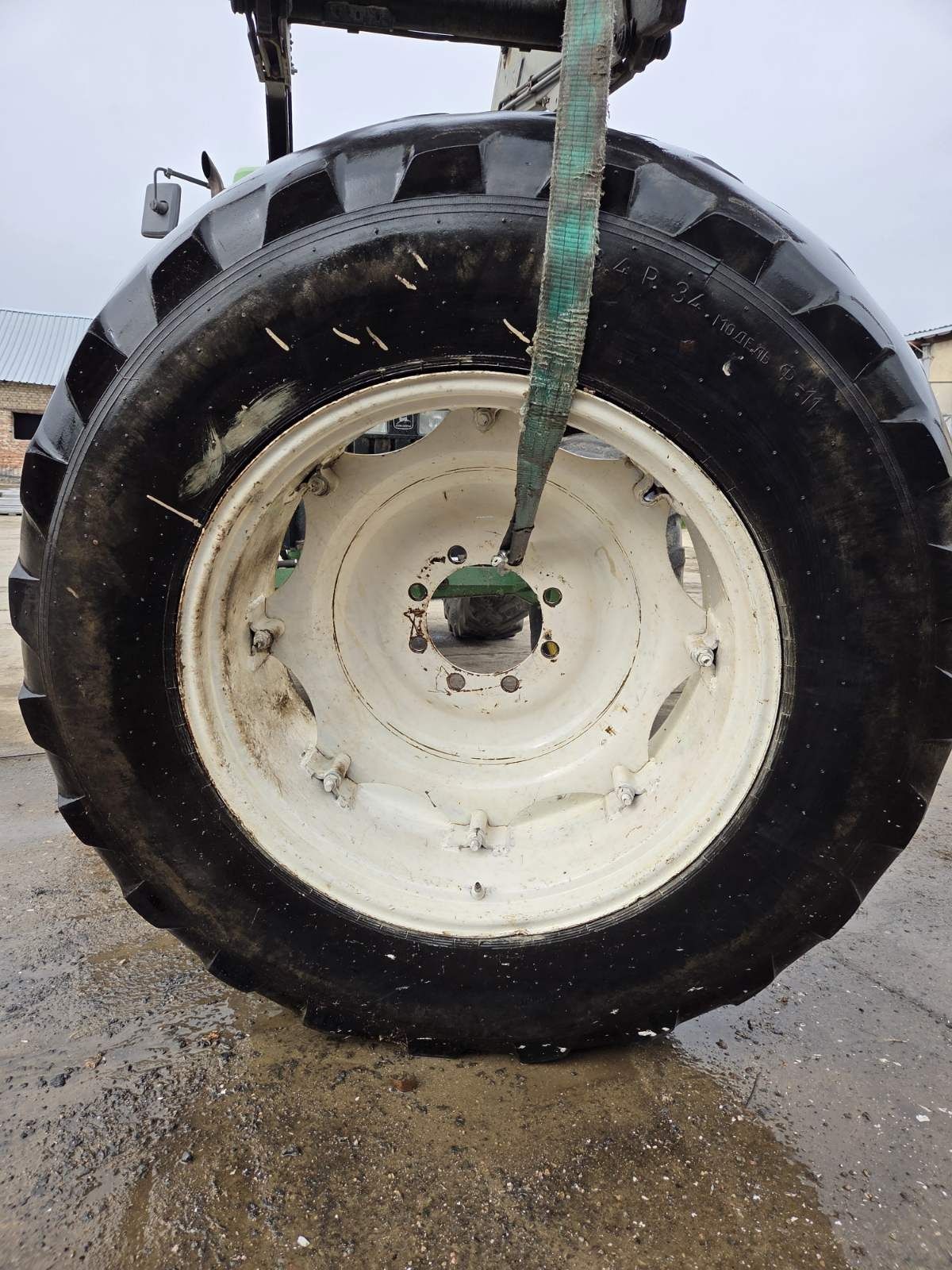 Джанти за Zetor с гуми 18.4r34