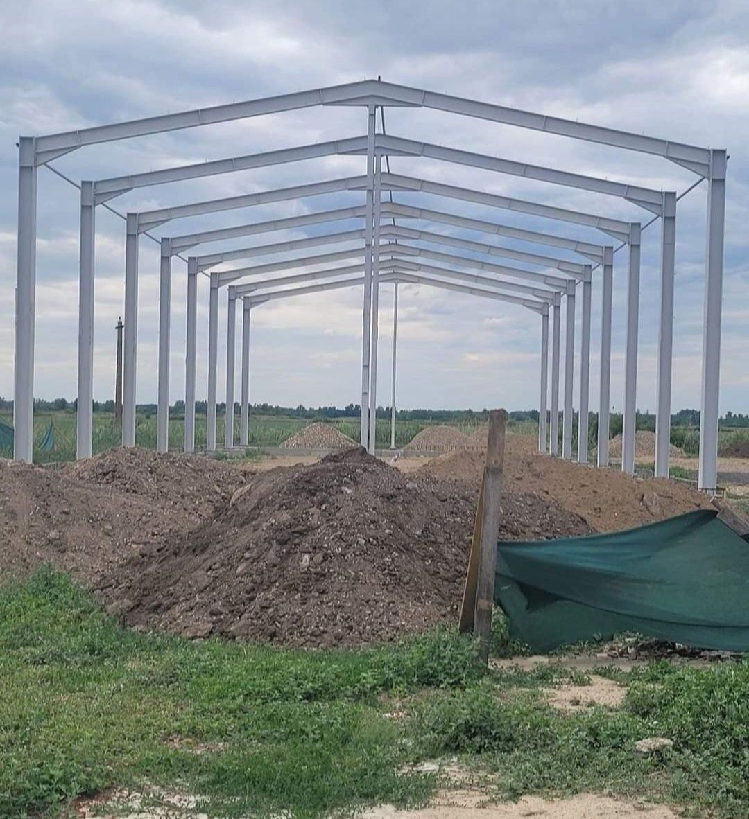Confecții metalice avem câteva demisiuni pe stoc