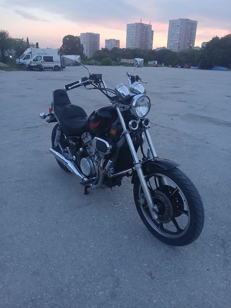 Продавам мотоциклет kawasaki vn 750