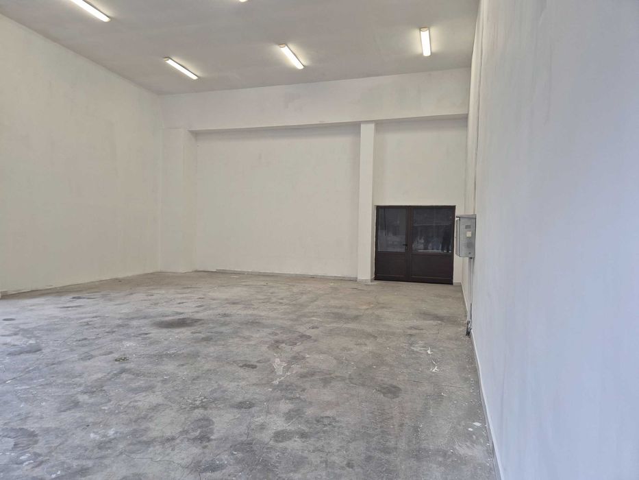 Промишлено помещение под наем 110 кв.м - производство и склад