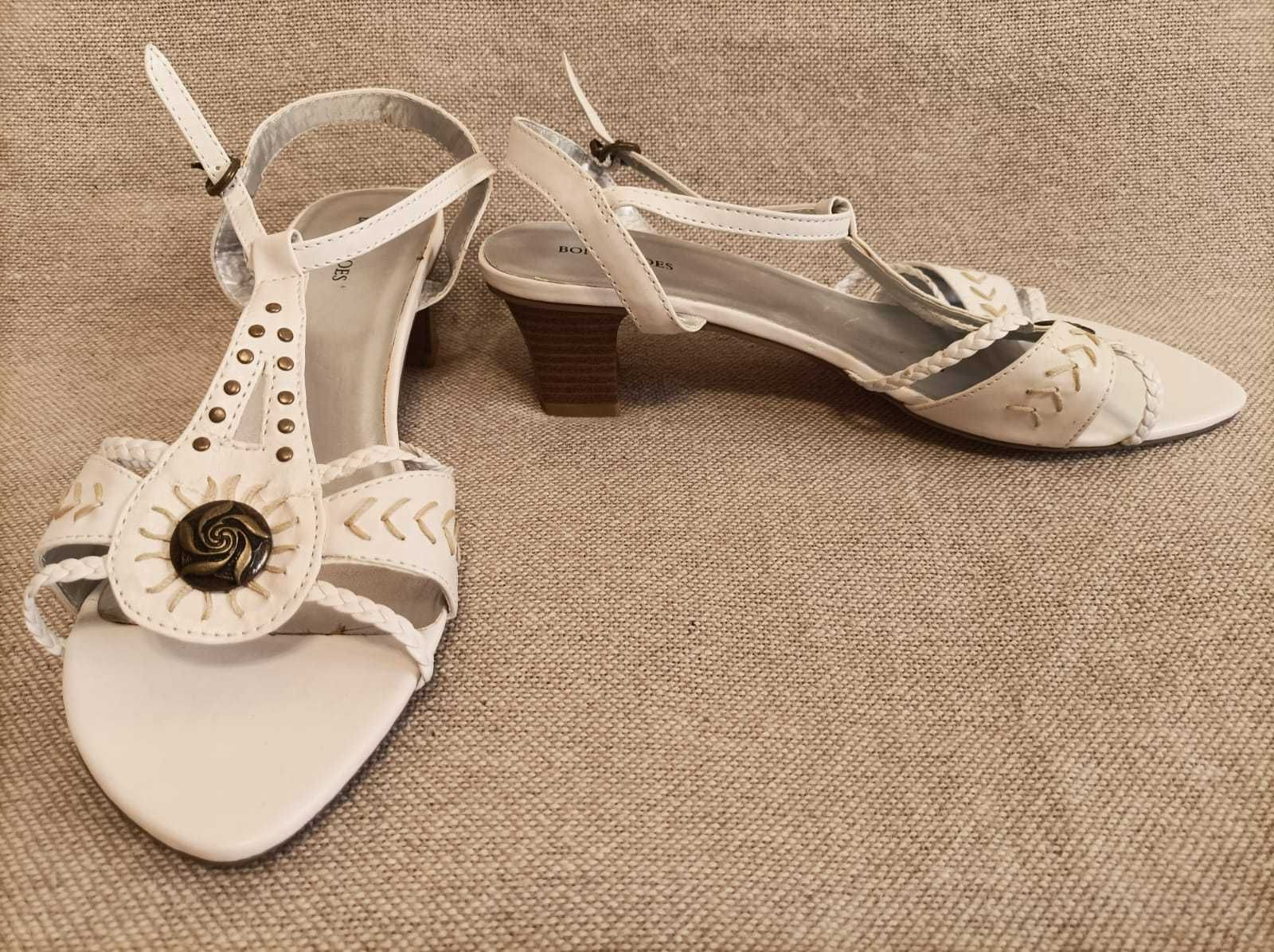 Pantofi dama diverse modele