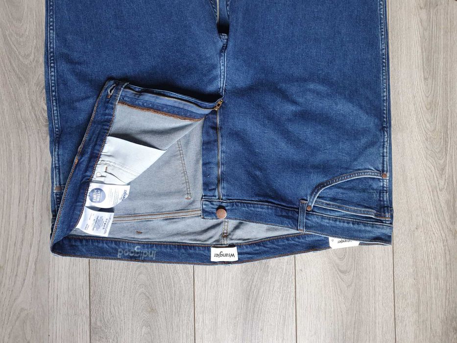 Blugi WRANGLER "Greensboro" Regular - Marime W50 L34 (Talie 135 cm)