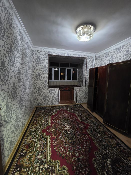 Frunzi Atlas Orqasiga 2 xona 4 etaj