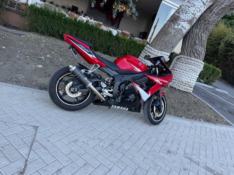 Yamaha YZF - R6 2004