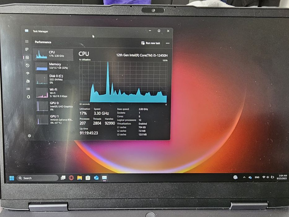 Vând laptop gaming Lenovo Loq in garantie